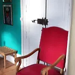 La Maison D'anna D Hotes לינה וארוחת בוקר