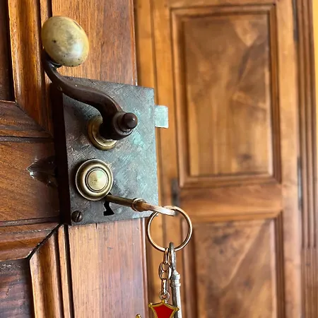 La Maison D'anna D Hotes Bed & Breakfast 3*