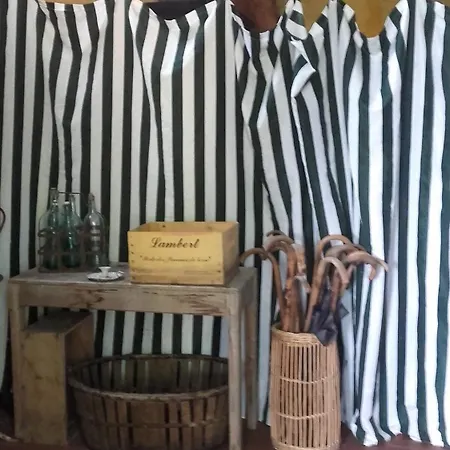 La Maison D'anna D Hotes B&B Ganac